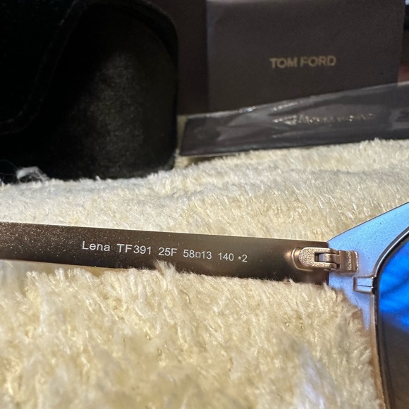 NEW TOM FORD TF 391 25F LENA WHITE GRADIENT AUTHENTIC FRAME SUNGLASSES - Picture 4 of 10